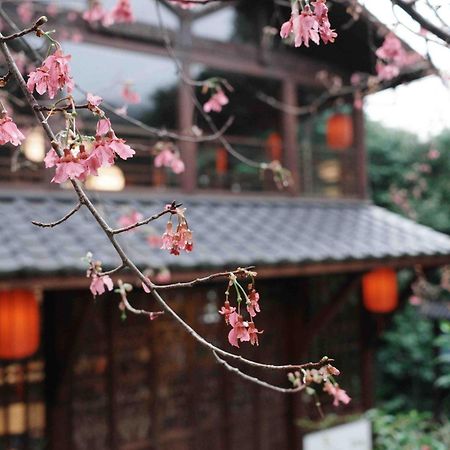 Appartamento 響水客棧 苗栗8-12人包棟 烤肉 特色老屋 Gongguan Esterno foto